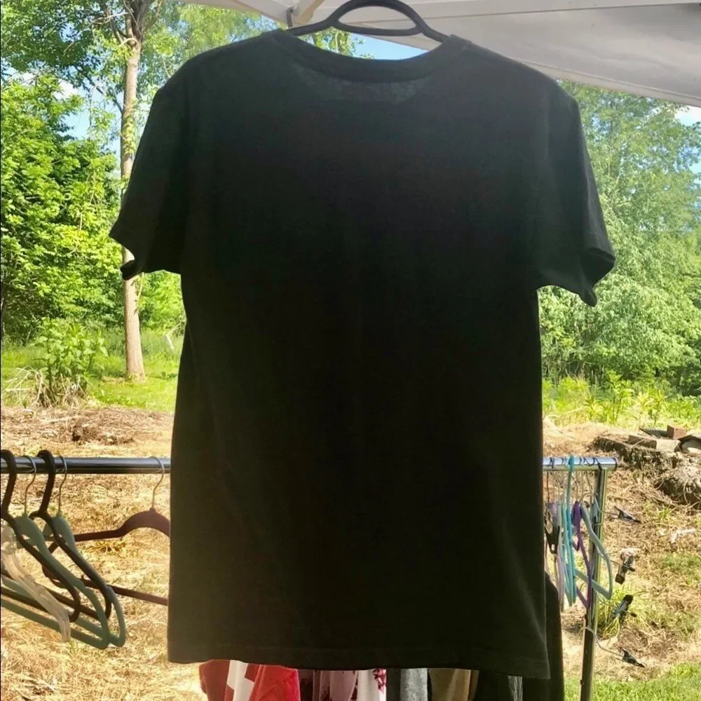 (Sold) T-SHIRT - Picture 3 of 3